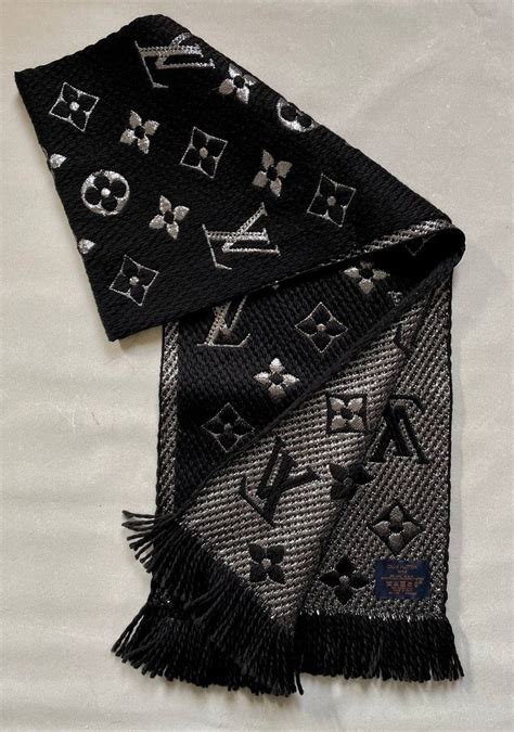 sciarpa louis vuitton differenze originale e imitazione